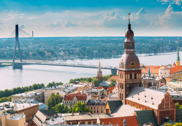 טיסה זולה לריגה