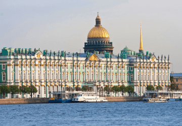 טיסה זולה לסנט פטרסבורג