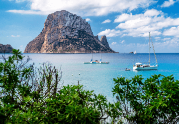 טיסה לאיביזה