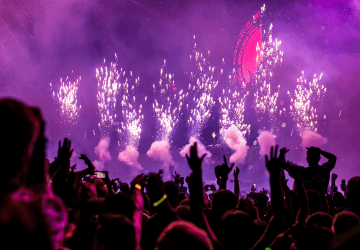 הופעות של ניקוס ורטיס באתונה